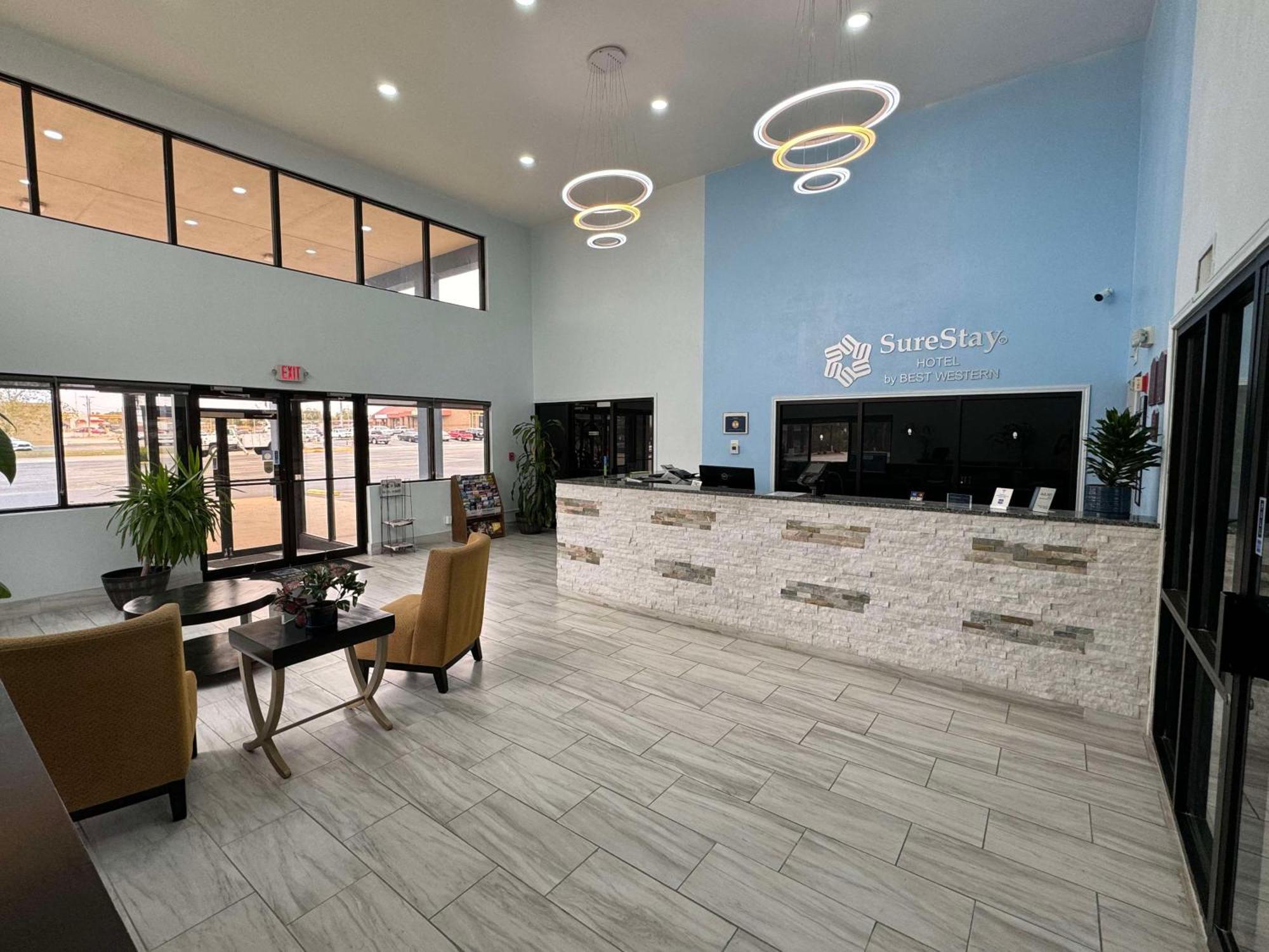 Surestay Hotel By Best Western Childress Exterior photo