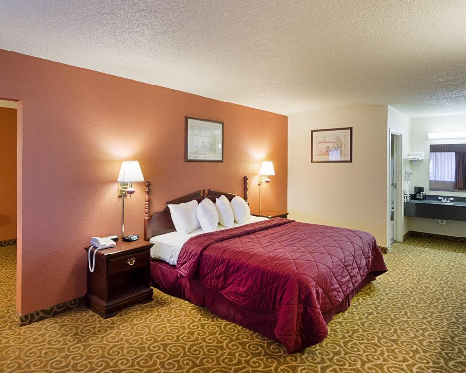Surestay Hotel By Best Western Childress Exterior photo