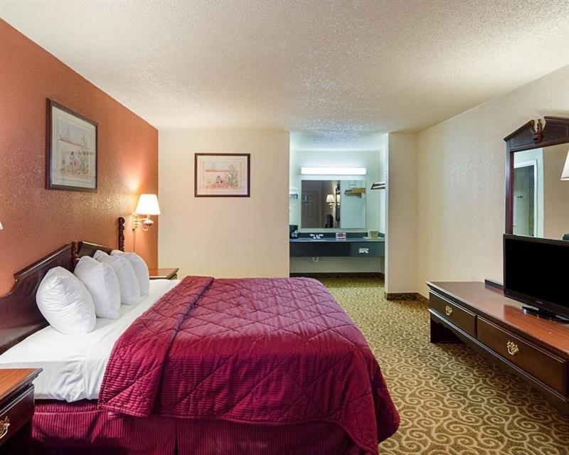 Surestay Hotel By Best Western Childress Exterior photo